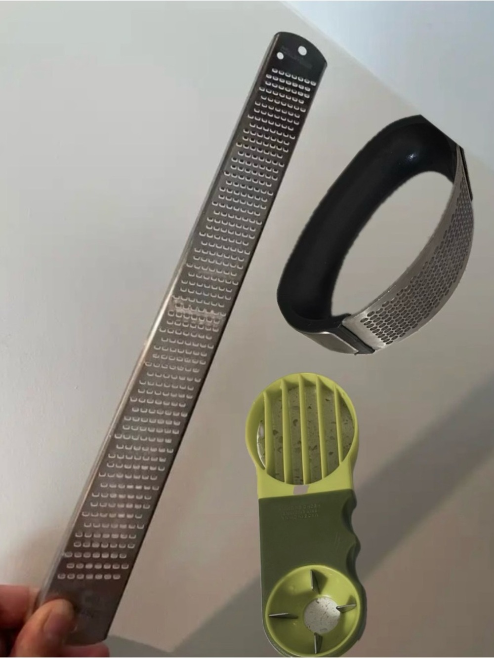 Pack of Kitchen Garget BN acacado knife  + garlic press +  Stainless Zester